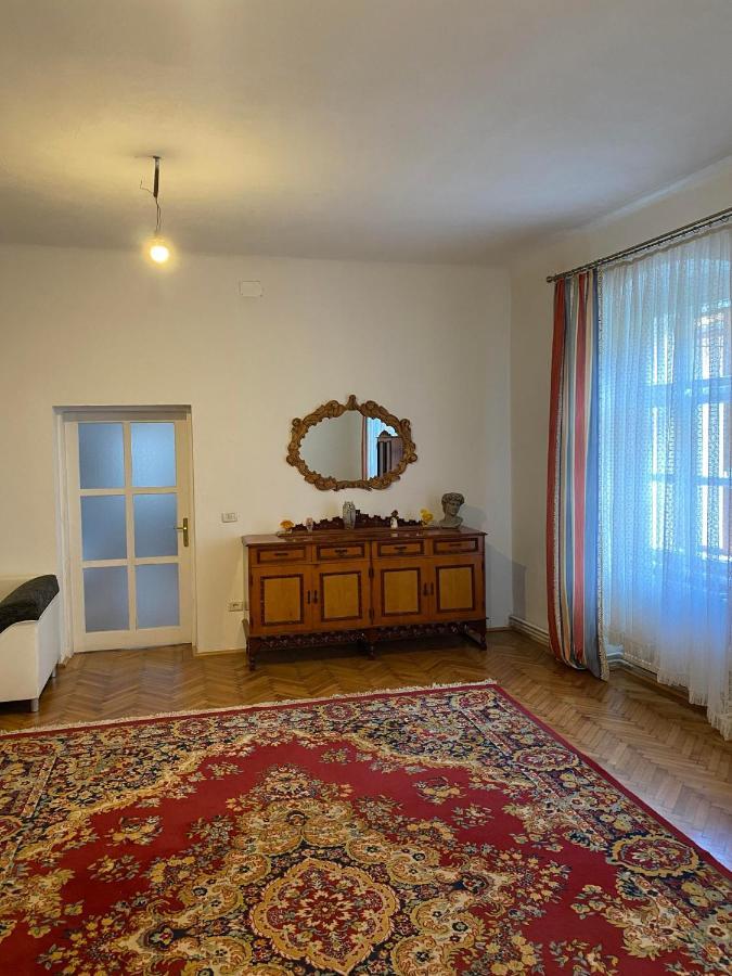 Apartament Istoric Ultracentral - With Parking Σίμπιου Εξωτερικό φωτογραφία